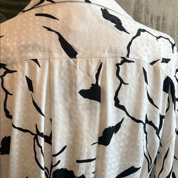 Ted Baker Black and White Floral Blouse - Picture 6 of 12